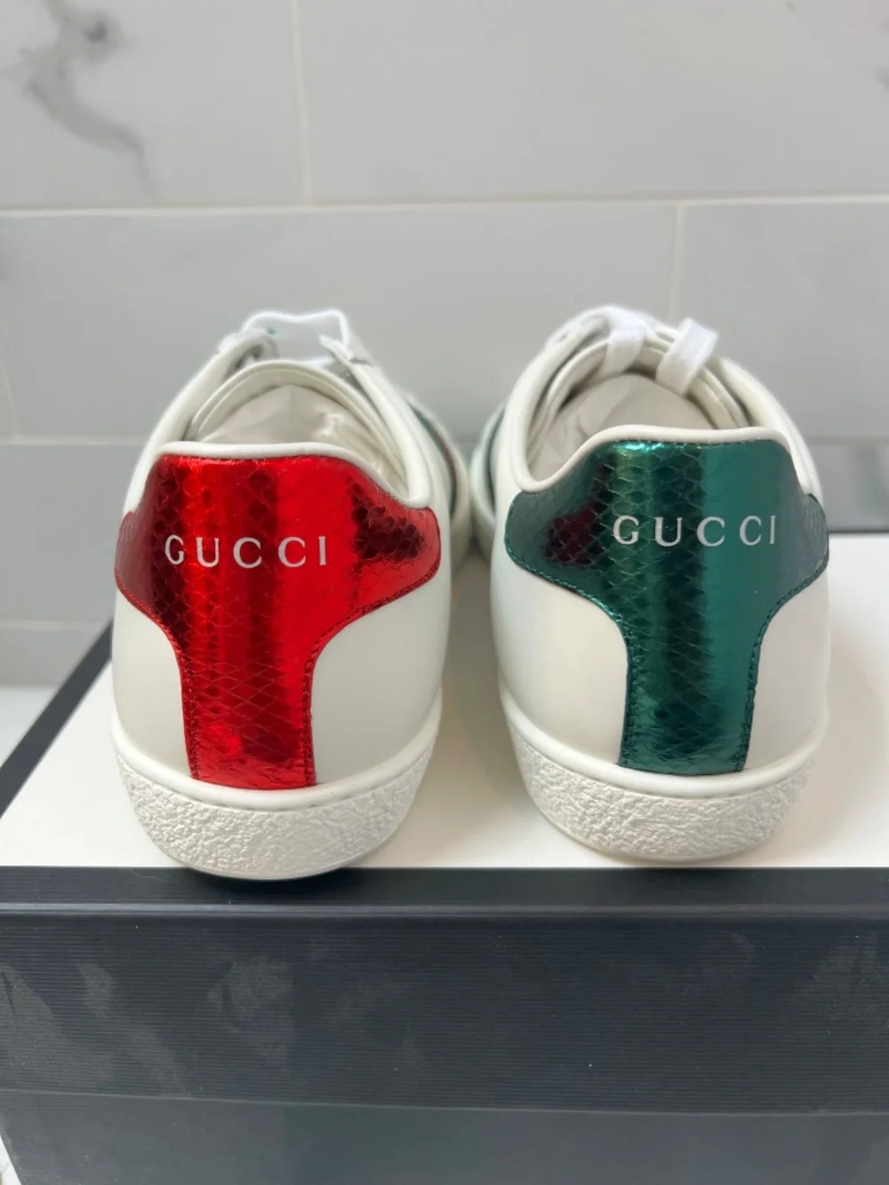 GUCCI Ace Heart Sneakers - BRAND NEW - Picture 2 of 7